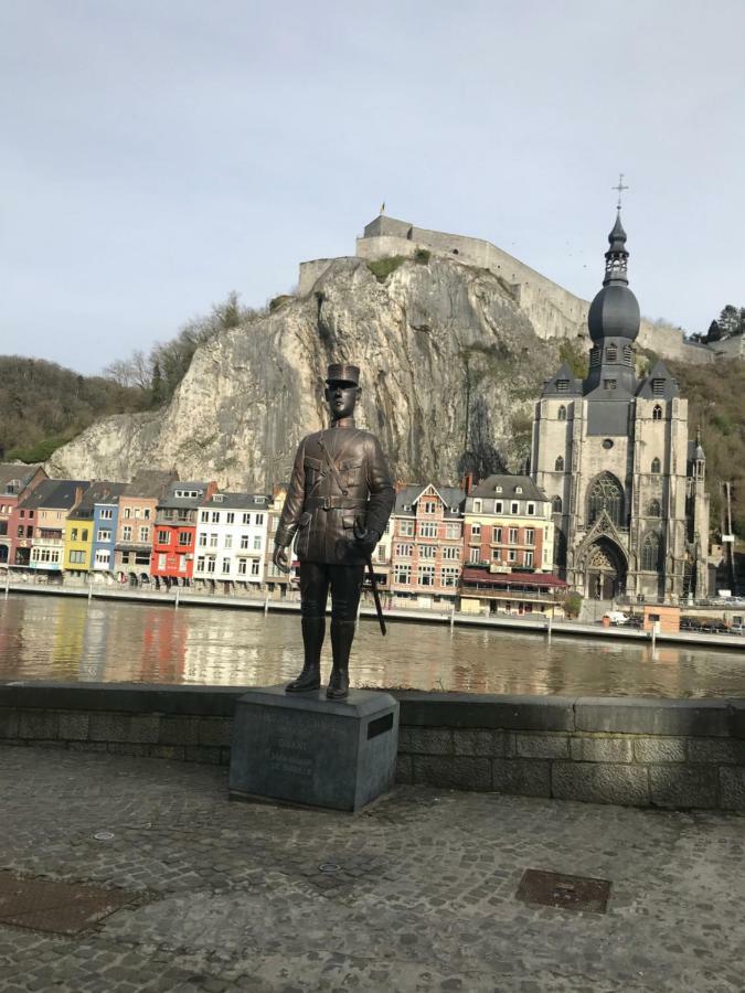 Le Saxo Cuivre Leilighet Dinant Eksteriør bilde